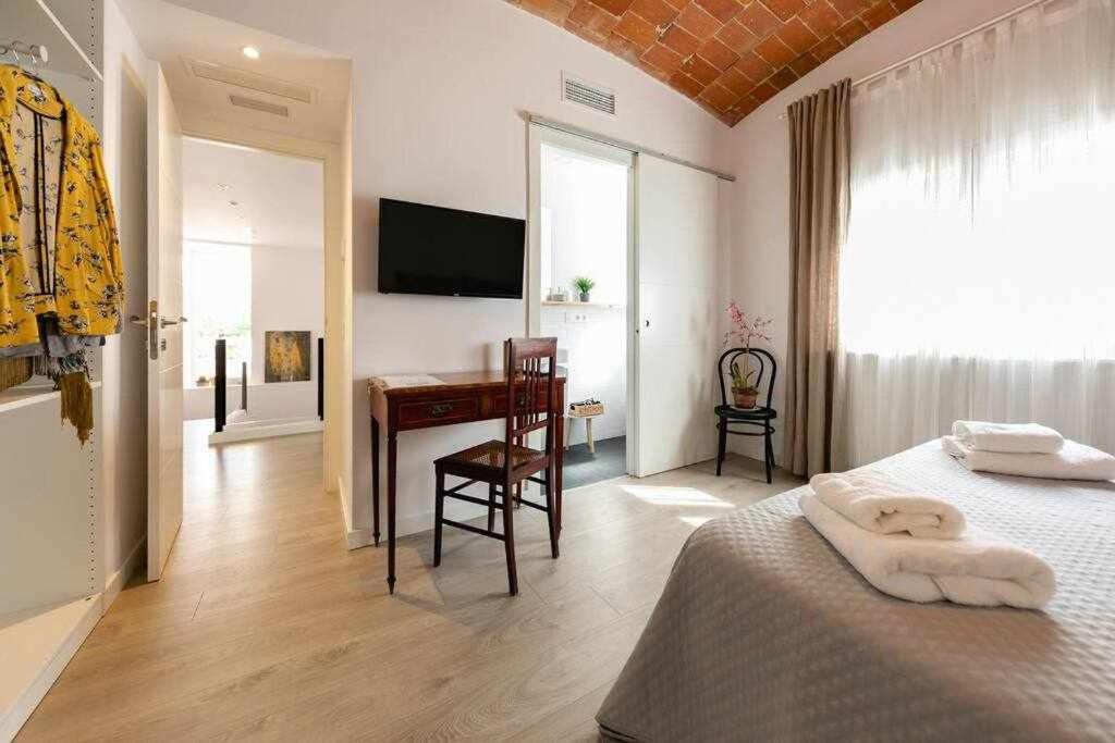 Newly Renovated Room W Pool & Bikeparking Gerona Zimmer foto