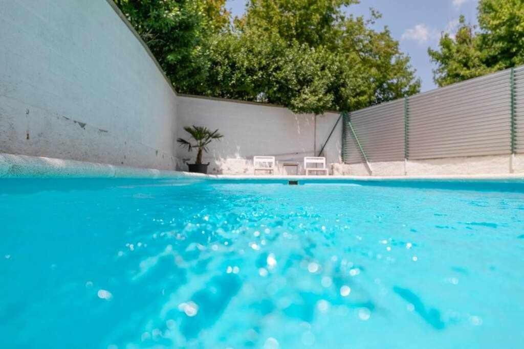 Newly Renovated Room W Pool & Bikeparking Gerona Zimmer foto